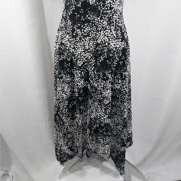 NWT! RONNI NICOLE! SWEET BLACK & WHITE PETIT-PLEAT PATTERN A-LINE DRESS! SZ M - Picture 4 of 11